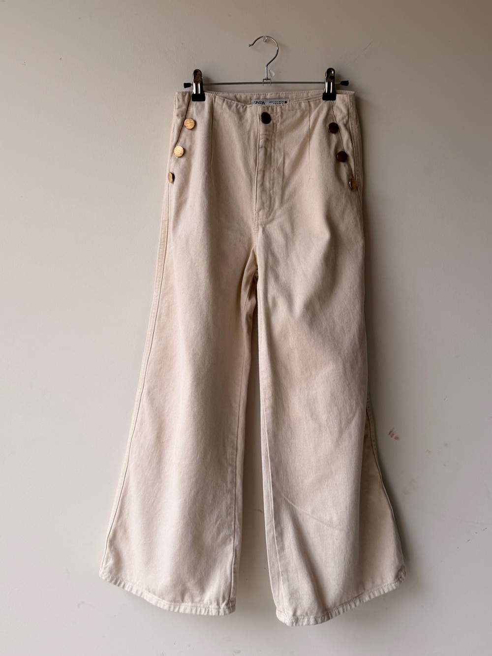 Zara Cream High-Rise Trousers with Wooden Button